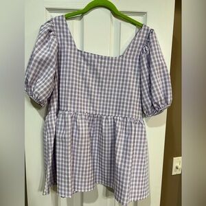 Pre-owned women’s seersucker fabric